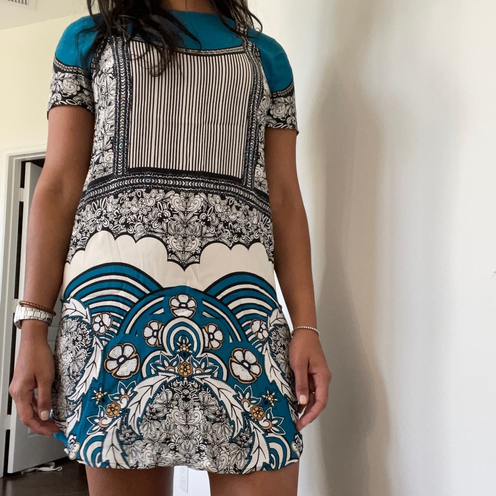 Express Dress in Great Condition - Small